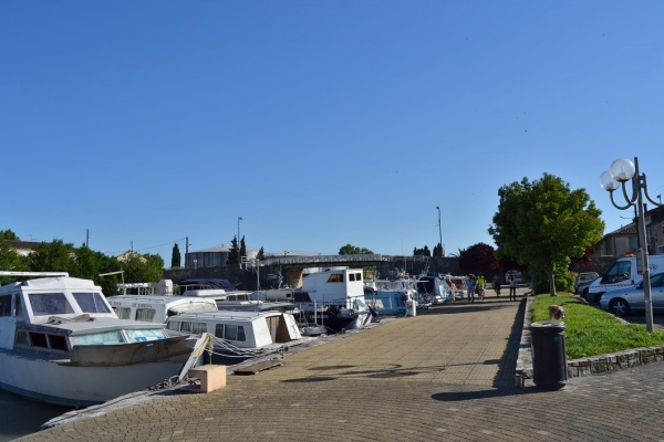 Photo Saint-Gilles - le village