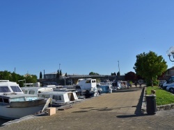 Photo paysage et monuments, Saint-Gilles - le village