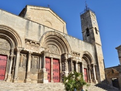 Photo paysage et monuments, Saint-Gilles - église saint Just