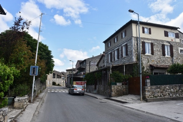Photo Saint-Jean-de-Maruéjols-et-Avéjan - le Village