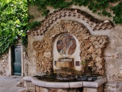 Photo paysage et monuments, Saint-Jean-du-Gard - Fontaine