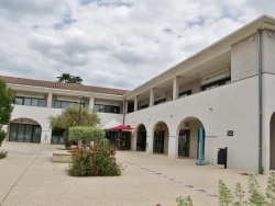 Photo paysage et monuments, Saint-Quentin-la-Poterie - la ville