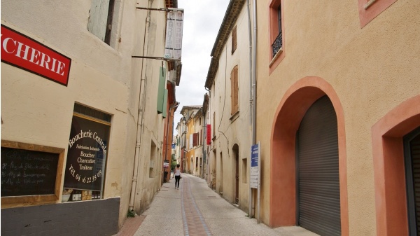 Photo Saint-Quentin-la-Poterie - la ville