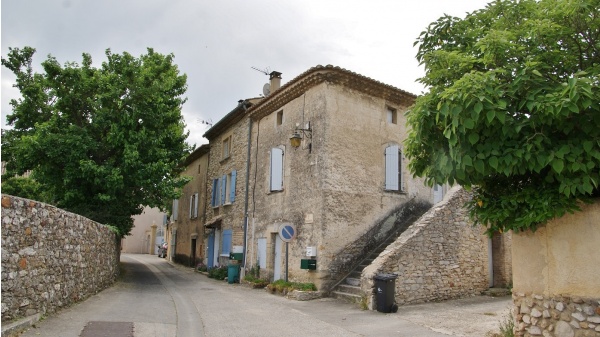 Photo Saint-Victor-la-Coste - le village