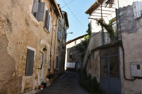 Photo Sanilhac-Sagriès - le village