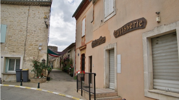 Photo Théziers - le village