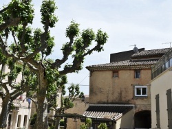 Photo paysage et monuments, Tresques - le village