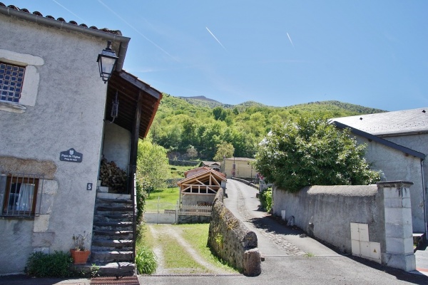 Photo Antichan-de-Frontignes - le Village