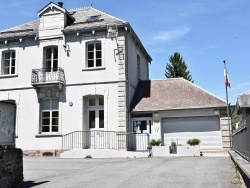 Photo paysage et monuments, Antignac - La Mairie