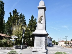 Photo paysage et monuments, Ardiège - le Monument Aux Morts