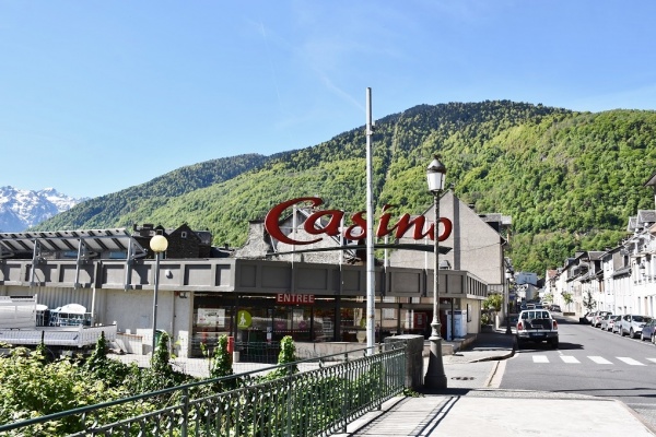 Photo Bagnères-de-Luchon - le Village