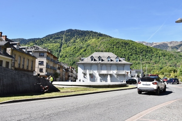 Photo Bagnères-de-Luchon - le Village