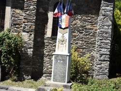 Photo paysage et monuments, Cier-de-Luchon - le Monument Aux Morts