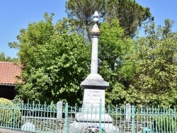 Photo paysage et monuments, Fronsac - le Monument Aux Morts