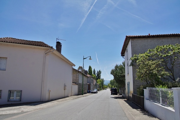 Photo Ponlat-Taillebourg - le Village