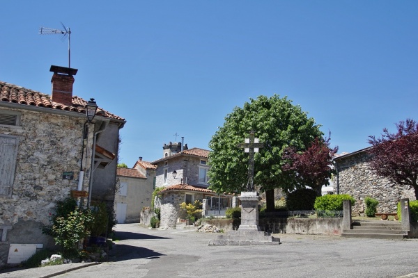 Photo Saint-Pé-d'Ardet - le Village