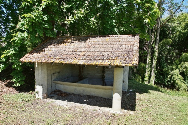 Photo Saint-Plancard - le Lavoir