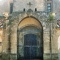 L'entrée de l'église de Berdoues qui appartenait à l'abbaye.