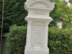 Photo paysage et monuments, Saint-Antoine - le monument aux morts