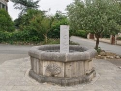 Photo paysage et monuments, Saint-Antoine - la fontaine