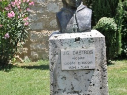 Photo paysage et monuments, Saint-Clar - la statue