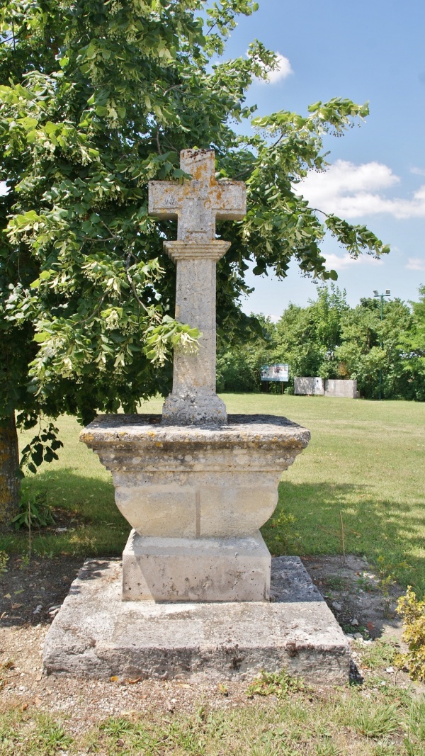 Photo Saint-Créac - la croix