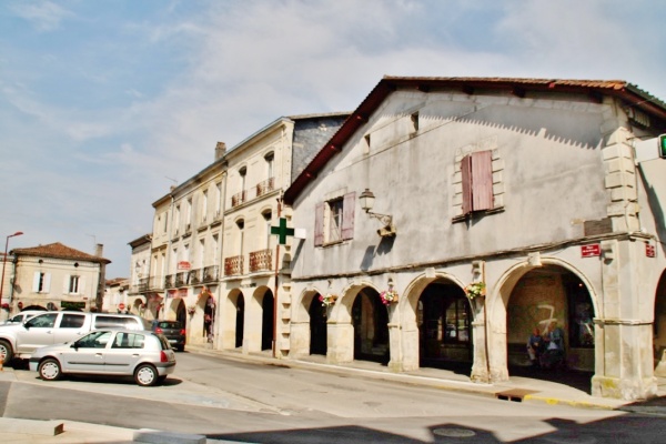 Photo Créon - La Commune