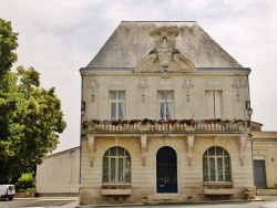 Photo paysage et monuments, Lussac - La Mairie