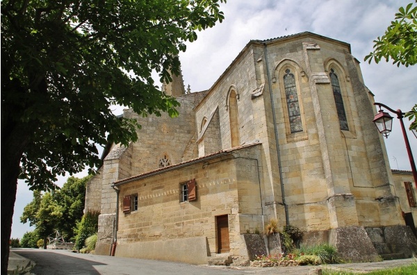 Photo Lussac - L'église