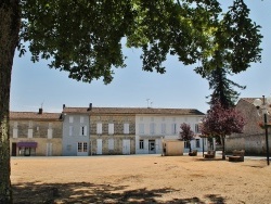 Photo paysage et monuments, Saint-Philippe-d'Aiguille - La Commune