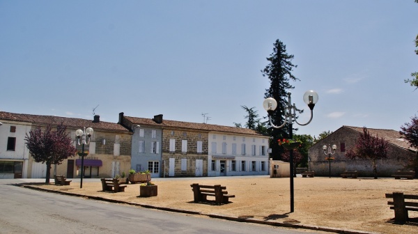 Photo Saint-Philippe-d'Aiguille - La Commune