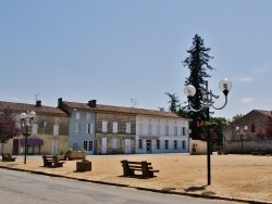 Photo paysage et monuments, Saint-Philippe-d'Aiguille - La Commune