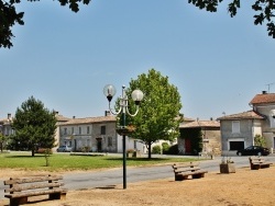 Photo paysage et monuments, Saint-Philippe-d'Aiguille - La Commune