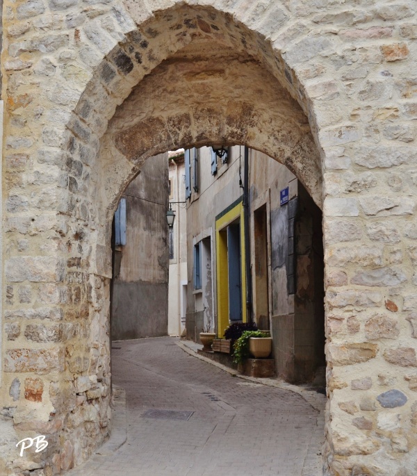 Photo Causses-et-Veyran - Le Village