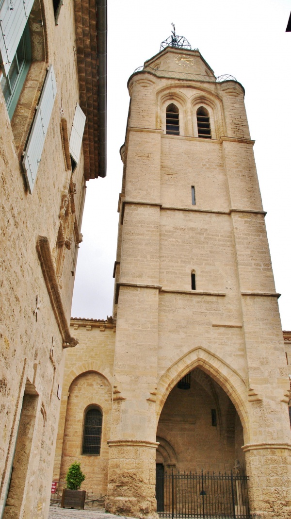 Photo Caux - église St Gervais et St Protais 12/14 Em Siècle