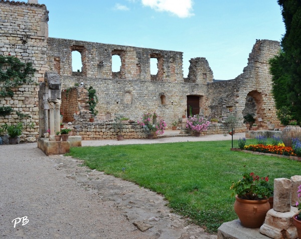 Photo Cazedarnes - Abbaye de Fontcaude