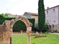 Photo paysage et monuments, Cazedarnes - Abbaye de Fontcaude