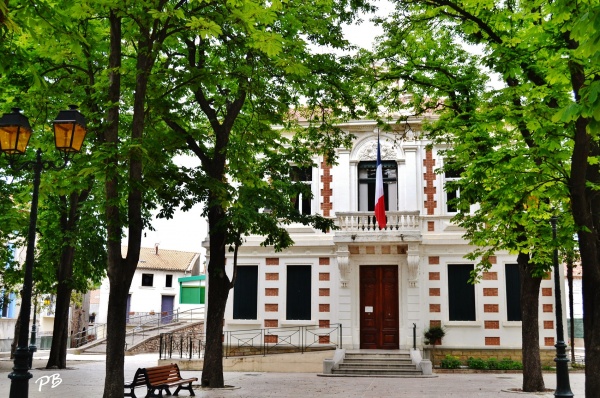 Photo Cessenon-sur-Orb - La Mairie