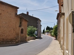 Photo paysage et monuments, Creissan - Le Village