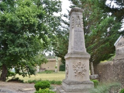 Photo paysage et monuments, Espondeilhan - le monument aux morts