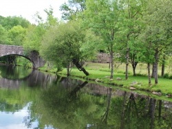 Photo paysage et monuments, Fraisse-sur-Agout - la rivière