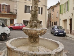 Photo paysage et monuments, Gabian - la Fontaine