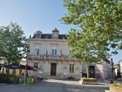 Photo paysage et monuments, Mauguio - La Mairie