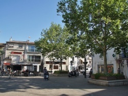 Photo paysage et monuments, Mauguio - le Village