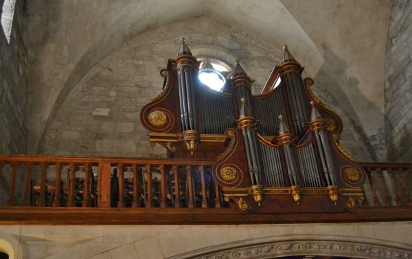 Photo Nissan-lez-Enserune - église Saint saturnin