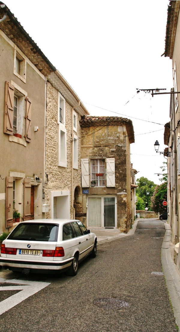 Photo Pailhès - la commune