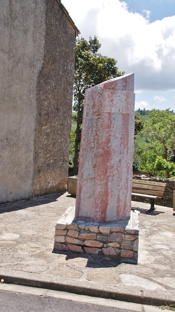 Photo Pardailhan - le monument aux morts