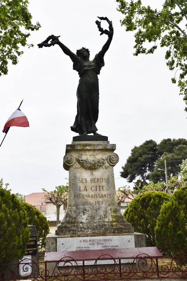 Photo Paulhan - le Monument Aux Morts