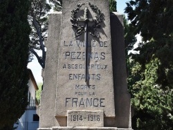 Photo paysage et monuments, Pézenas - le Monument Aux Morts