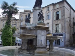 Photo paysage et monuments, Pézenas - la Fontaine